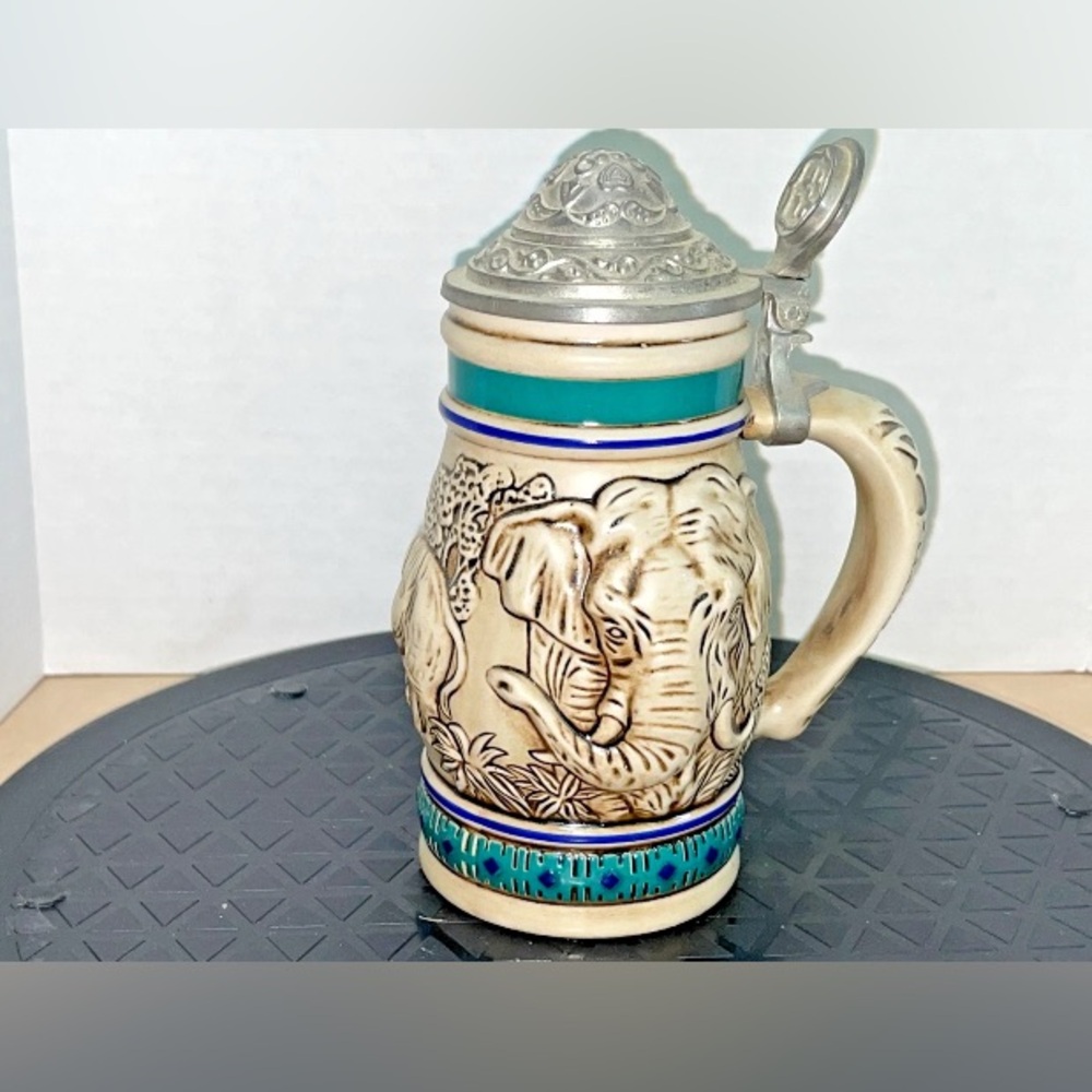 Vintage 1990 Avon Endangered Species Asian Elephant Mini Ceramic Beer Stein.